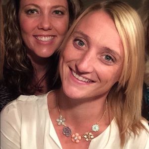 Meet your Posher, Christine